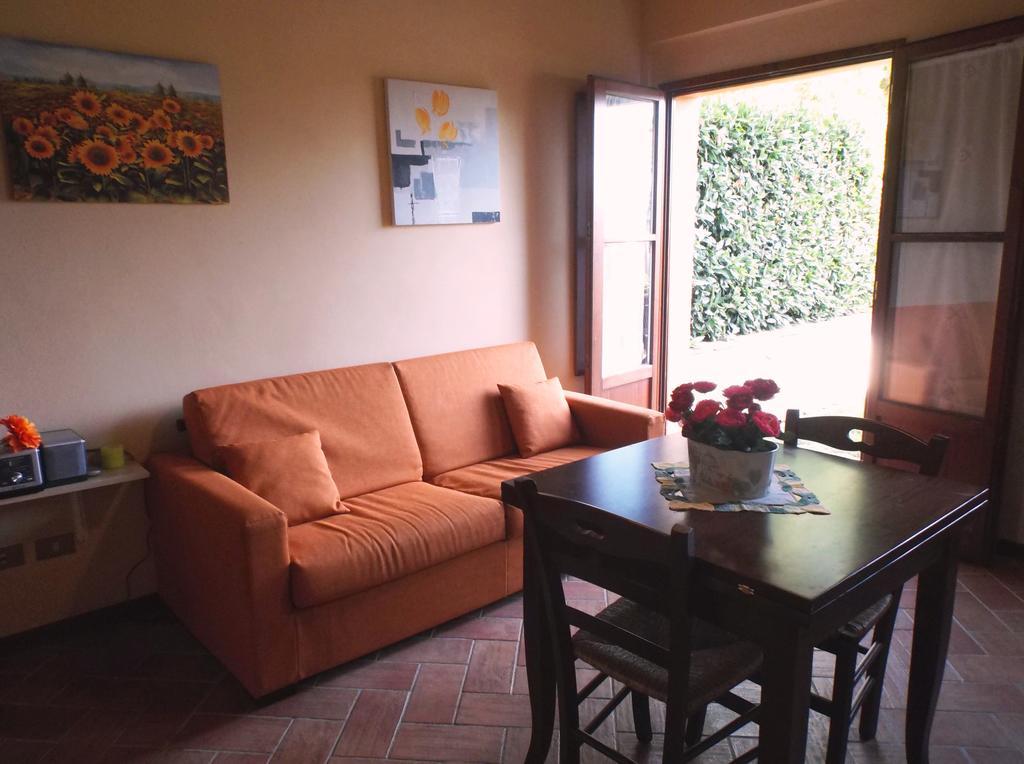 Apartments Borgo Toscano Gambassi Terme Szoba fotó