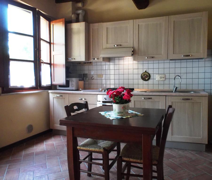 Apartments Borgo Toscano Gambassi Terme Szoba fotó